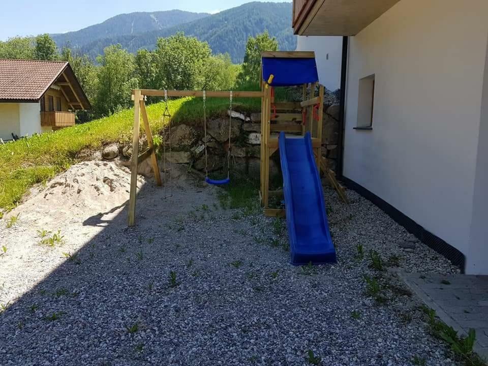 Ferienwohnungen Schlosshaeusl Сан-Лоренцо-ді-Себато Екстер'єр фото